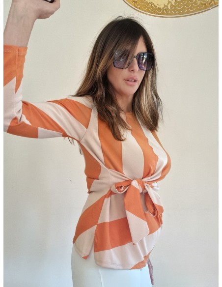 Maglia morbida  arancio beige manica lunga riga larga