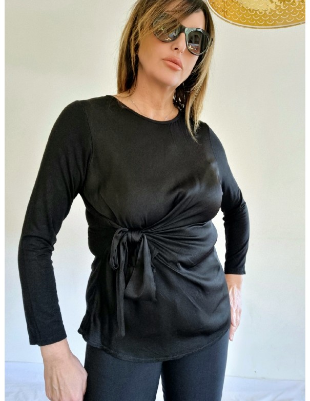 Maglia Nera con Fiocco